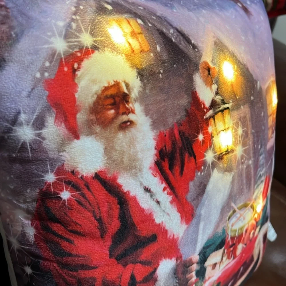 Adorable Santa pillow with actual lights. EUC
